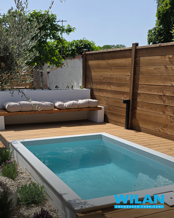 Kunststof Zwembaden, Plunge Pools & Zwemvijvers